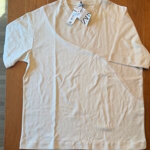 Zara Men’s Cream Short Sleeve T-Shirt with Diagonal Seam